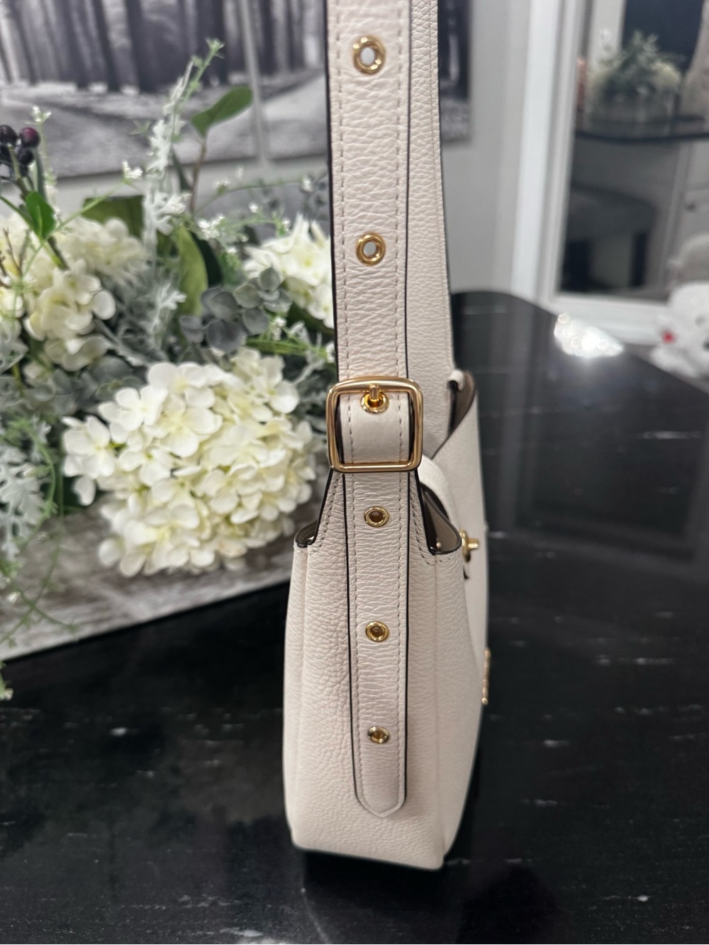 COACH Hadley Mini Crossbody in Chalk pebbled leather - Picture 4 of 11
